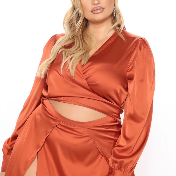 Satin Silk feeling Sexy Dress Size Large Bronze color - Picture 9 of 9